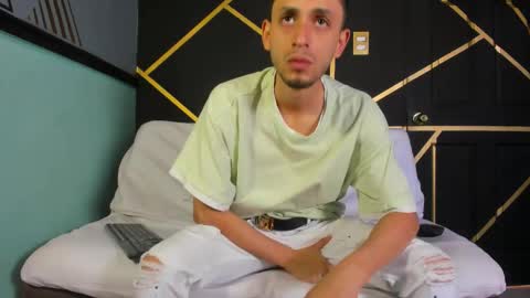 Logan Rogers online show from 09-22-25, 02:30