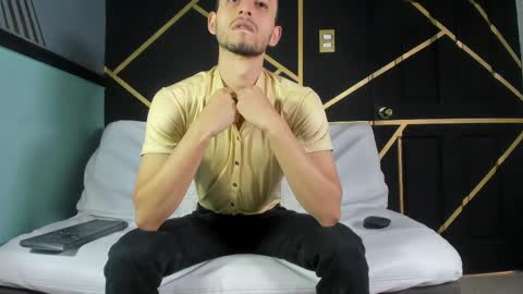 Logan Rogers online show from 10-07-25, 02:58