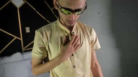 Logan Rogers online show from 10-10-25, 02:16