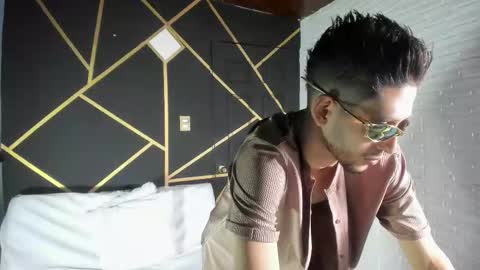 Logan Rogers online show from 10-15-25, 03:56