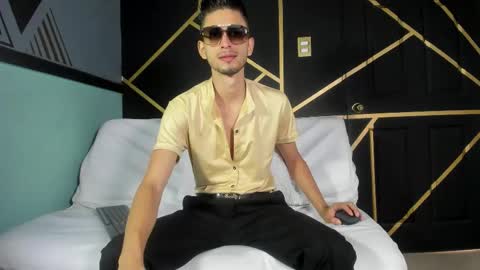 Logan Rogers online show from 10-29-25, 11:56