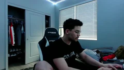 Logan suite22 online show from 03-24-26, 01:43