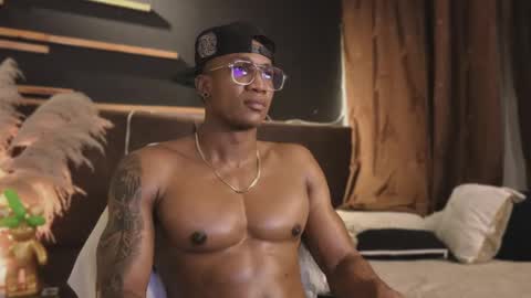 Snapshot of logan_varela chatting on 01-31-25, 01:43 logan_varela online show from 01-31-25, 01:43