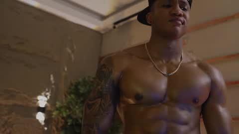 Snapshot of logan_varela chatting on 10-16-25, 11:28 logan_varela online show from 10-16-25, 11:28