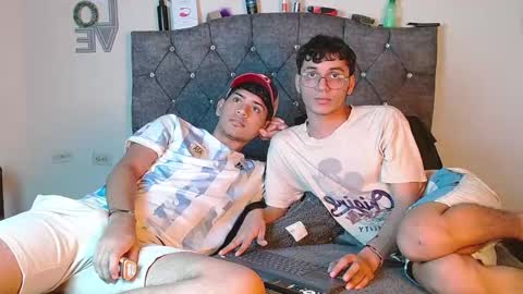 logan_willyams_ online show from 09-19-25, 12:23