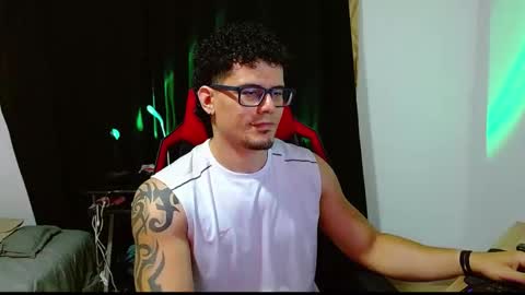 Loganandrwz online show from 02-19-26, 01:34