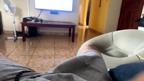 Snapshot of logandaimond chatting on 11-23-25, 03:34 logandaimond online show from 11-23-25, 03:34