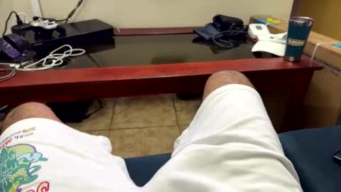 Snapshot of logandaimond chatting on 12-17-25, 04:40 logandaimond online show from 12-17-25, 04:40