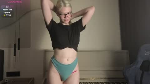 Logan and Katana online show from 07-19-26, 04:54
