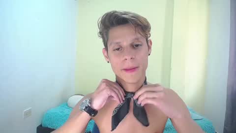 Snapshot of loganevans8 chatting on 01-31-25, 06:36 Logan online show from 01-31-25, 06:36