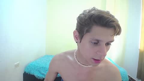 Snapshot of loganevans8 chatting on 02-25-25, 04:53 Logan online show from 02-25-25, 04:53