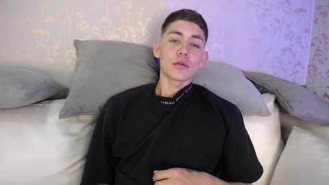 Snapshot of loganfoster_ chatting on 12-02-25, 08:26 Loganfoster online show from 12-02-25, 08:26