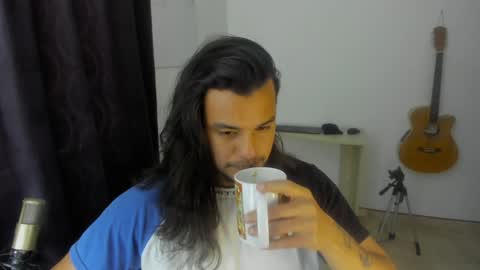 Snapshot of loganhot22 chatting on 01-03-25, 09:36 Logan online show from 01-03-25, 09:36