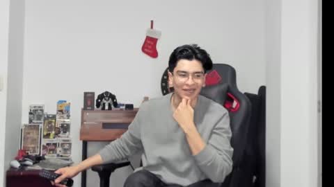 Snapshot of logannick chatting on 01-09-25, 08:03 Logan online show from 01-09-25, 08:03