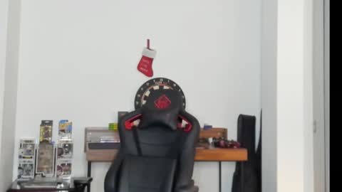 Snapshot of logannick chatting on 01-23-25, 07:22 Logan online show from 01-23-25, 07:22