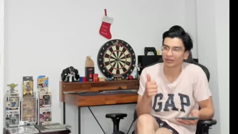 Snapshot of logannick chatting on 01-29-25, 08:40 Logan online show from 01-29-25, 08:40