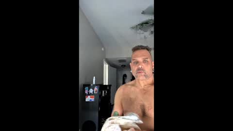 Snapshot of loganreaves69 chatting on 05-02-26, 06:57 Logan Reaves online show from 05-02-26, 06:57