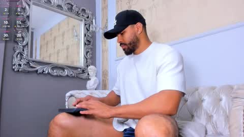 U can call me Logan online show from 11-19-25, 02:11