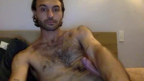 Snapshot of logeil27 chatting on 11-03-25, 05:42 logeil27 online show from 11-03-25, 05:42