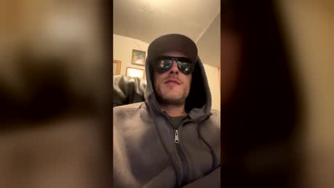 Snapshot of loggerd chatting on 04-12-26, 02:27 Loggerd online show from 04-12-26, 02:27