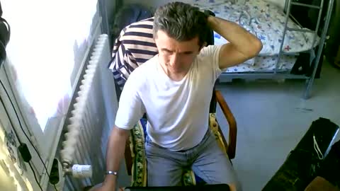 lokoum39 online show from 10-28-25, 01:36