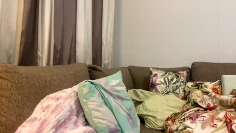 Snapshot of lola666555 chatting on 02-21-25, 08:27 lola666555 online show from 02-21-25, 08:27