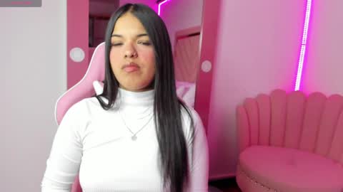 Snapshot of lola__26 chatting on 04-28-26, 02:38 Lola online show from 04-28-26, 02:38
