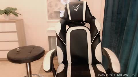 Snapshot of lola_anderson chatting on 02-03-25, 07:51 Lola online show from 02-03-25, 07:51