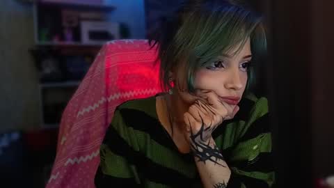 lola online show from 11-27-25, 09:44