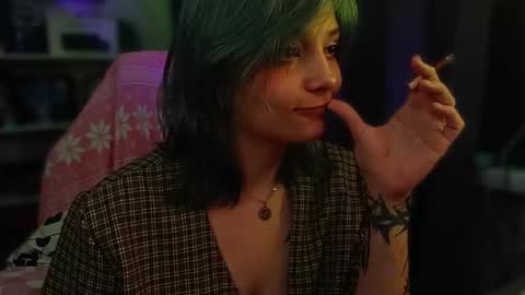 lola online show from 12-04-25, 08:12