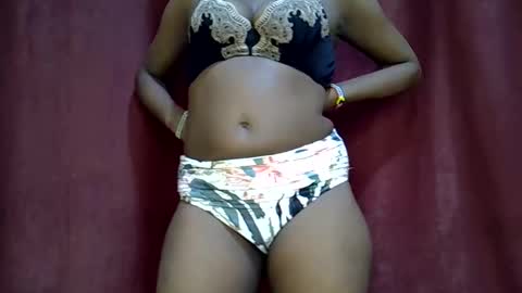lola_beib online show from 05-26-26, 07:48