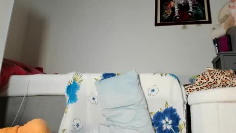 lola_belgium online show from 09-10-25, 05:18