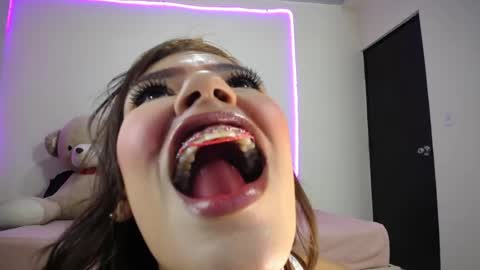 Lola Calypso online show from 03-31-26, 01:51