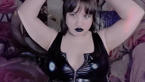 Lola Chi online show from 02-08-25, 08:09