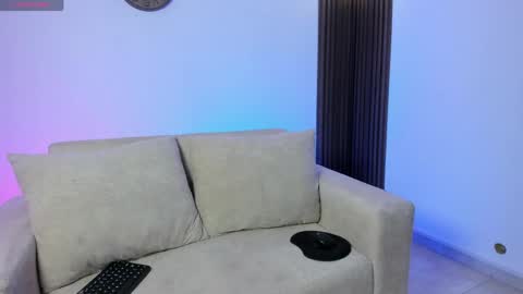 Snapshot of lola_doll7 chatting on 05-19-26, 02:45 marxi love online show from 05-19-26, 02:45