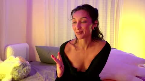 lola_la_lita online show from 10-16-25, 05:30