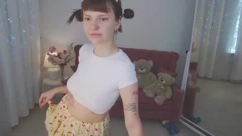 Lola online show from 07-10-26, 11:24