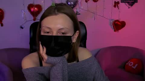 Snapshot of lola_moans chatting on 03-10-26, 03:06 lola_moans online show from 03-10-26, 03:06