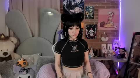 Lola Bunny online show from 01-14-25, 03:32