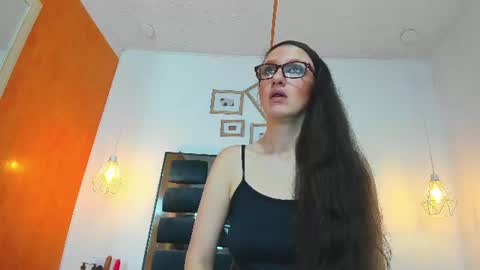 Snapshot of lolaaboobs_ chatting on 07-07-26, 12:31 lolaaboobs_ online show from 07-07-26, 12:31