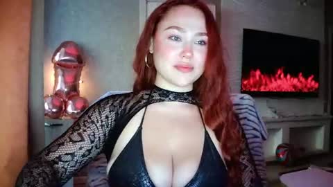 LolaaMint  online show from 06-11-26, 01:53