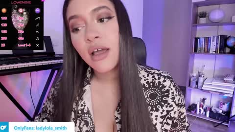 lolaasmith_21 online show from 01-24-25, 09:37
