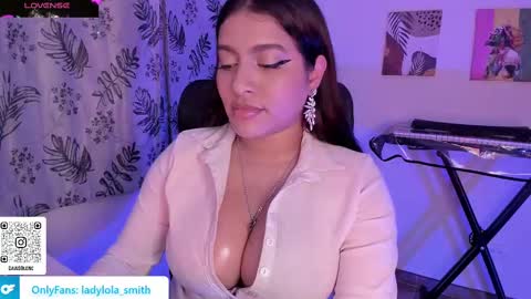 lolaasmith_21 online show from 03-07-25, 03:51