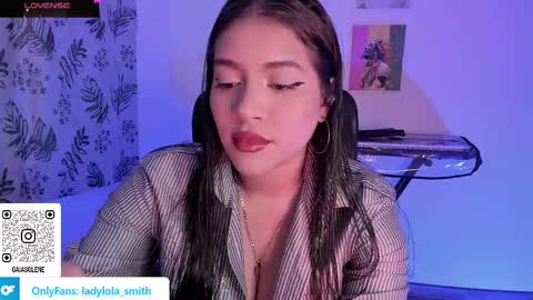 lolaasmith_21 online show from 03-07-25, 10:21