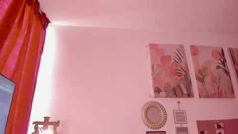 lolaasmith_21 online show from 10-19-25, 09:37