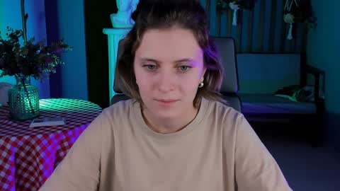 Snapshot of lolaasmus chatting on 12-03-24, 11:24 I consider myself the god Loki but life just calls me LOL online show from 12-03-24, 11:24