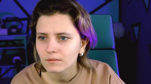 Snapshot of lolaasmus chatting on 12-14-24, 01:16 I consider myself the god Loki but life just calls me LOL online show from 12-14-24, 01:16