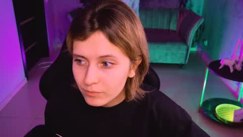 Snapshot of lolaasmus chatting on 12-25-24, 09:13 I consider myself the god Loki but life just calls me LOL online show from 12-25-24, 09:13