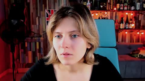 Snapshot of lolaasmus chatting on 01-11-25, 05:10 I consider myself the god Loki but life just calls me LOL online show from 01-11-25, 05:10