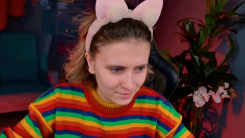 Snapshot of lolaasmus chatting on 01-15-25, 05:08 I consider myself the god Loki but life just calls me LOL online show from 01-15-25, 05:08